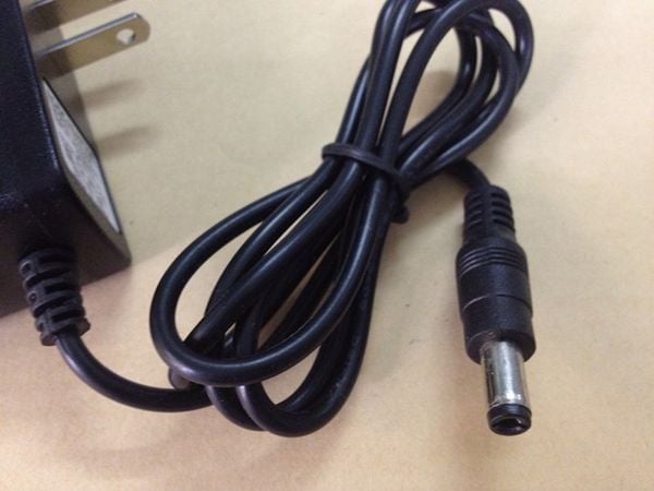 Adapter 5V-1A 5.5m x 2.5mm, Nguồn phụ kiện điện tử - Phụ Kiện Điện Tử Việt Nam Adapter 5V-1A 5.5m x 2.5mm, Nguồn phụ kiện điện tử - Phụ Kiện Điện Tử Việt Nam
