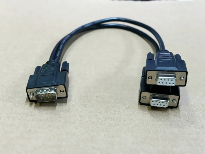 Cáp chia DB9 1 ra 2 0.3m 3 Cáp chia DB9 1 ra 2 0.3m 3