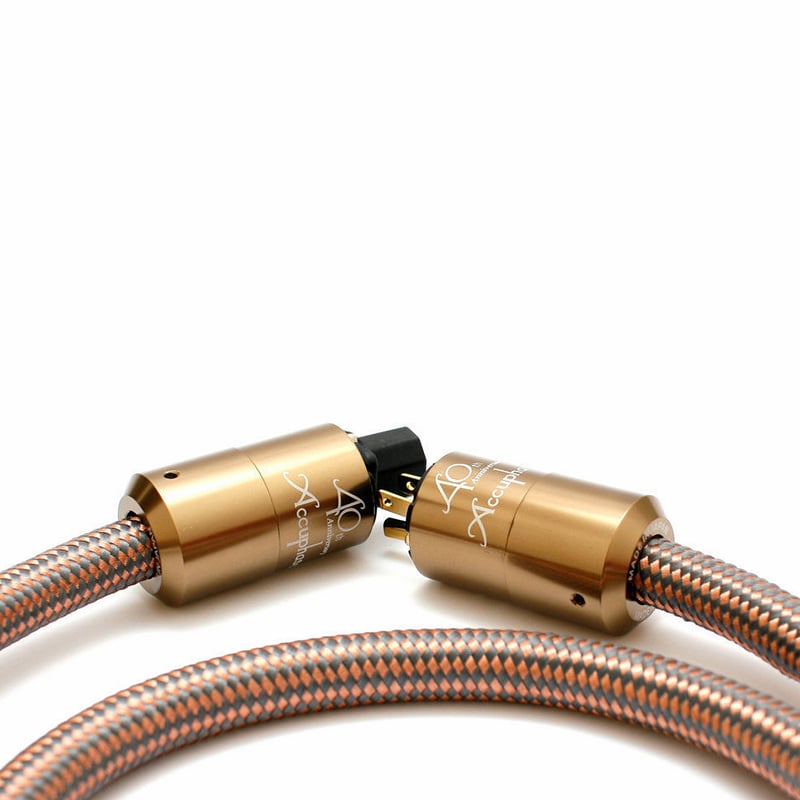 Dây nguồn Amplifier Hi-End Accuphase chính hãng 1.5 mét - Phụ Kiện Điện Tử Việt Nam day cap nguon dien dau vao cho amplifier accuphase