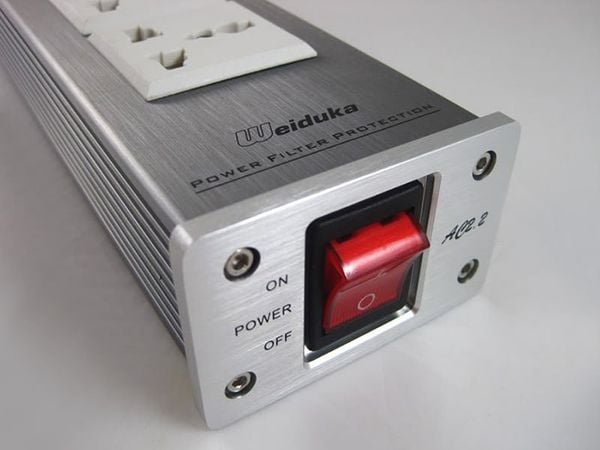 Lọc nguồn cho thiết bị âm thanh Hi-End Weiduka AC2.2 - Phụ Kiện Điện Tử Việt Nam Lọc nguồn cho thiết bị âm thanh Hi-End Weiduka AC2.2 - Phụ Kiện Điện Tử Việt Nam