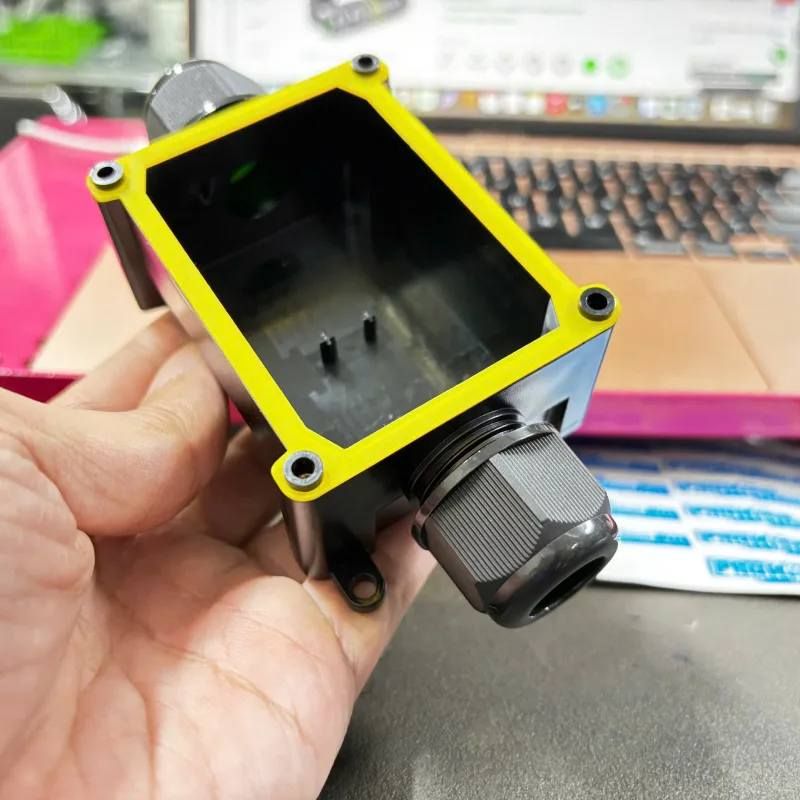 Hộp nối điện chống nước 2 ngả chuẩn IP68 chính hãng E-Weichat EW-M2068S-2T