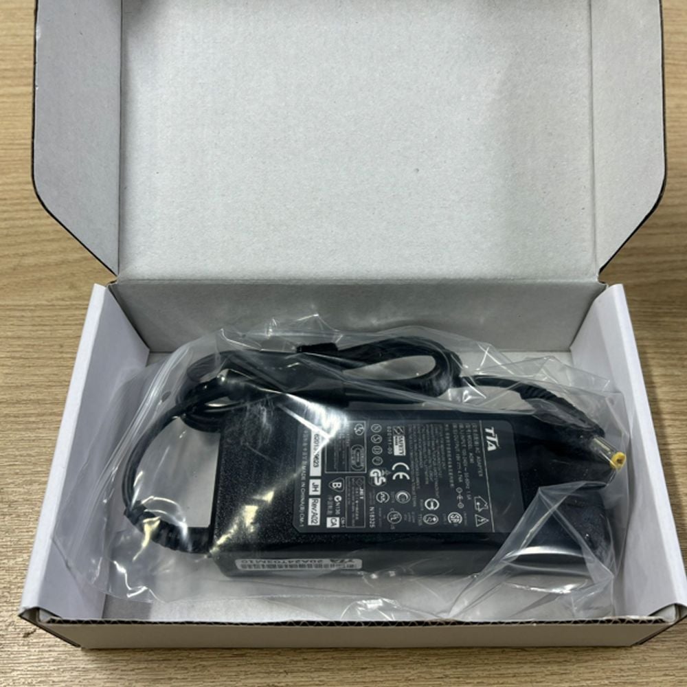 Bộ nguồn sạc laptop Acer 19V-4.74A 90W chân 5.5*1.7mm chính hãng TTA - Phụ Kiện Điện Tử Việt Nam Bộ nguồn sạc laptop Acer 19V-4.74A 90W chân 5.5*1.7mm chính hãng TTA - Phụ Kiện Điện Tử Việt Nam