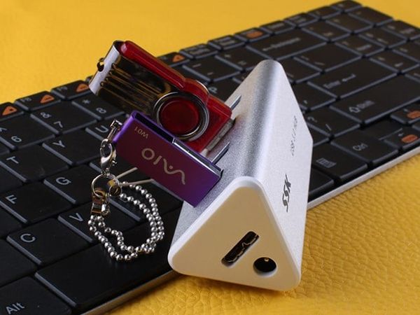 Hub USB 3.0 4 cổng SSK SHU028 hỗ trợ ổ cứng di động - Phụ Kiện Điện Tử Việt Nam