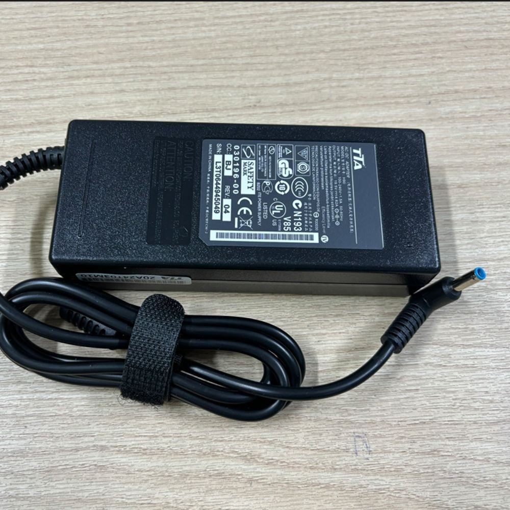 Bộ nguồn sạc pin laptop HP 19V-4.62A 90W chân 4.5x3.0mm chính hãng TTA - H90 - Phụ Kiện Điện Tử Việt Nam Bộ nguồn sạc pin laptop HP 19V-4.62A 90W chân 4.5x3.0mm chính hãng TTA - H90 - Phụ Kiện Điện Tử Việt Nam