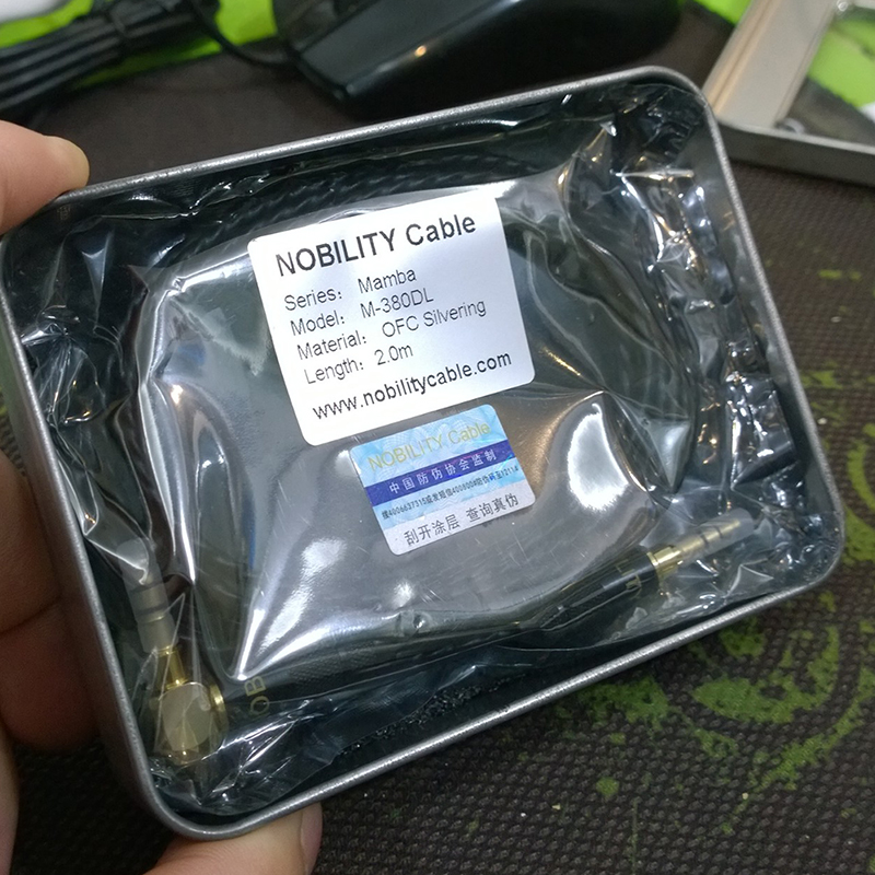 Dây cáp audio 2 đầu 3.5mm đồng tinh khiết 6N mạ bạc 2 mét bẻ góc Nobility Series Mamba M-380DL - Phụ Kiện Điện Tử Việt Nam cap am thanh aux 3.5mm