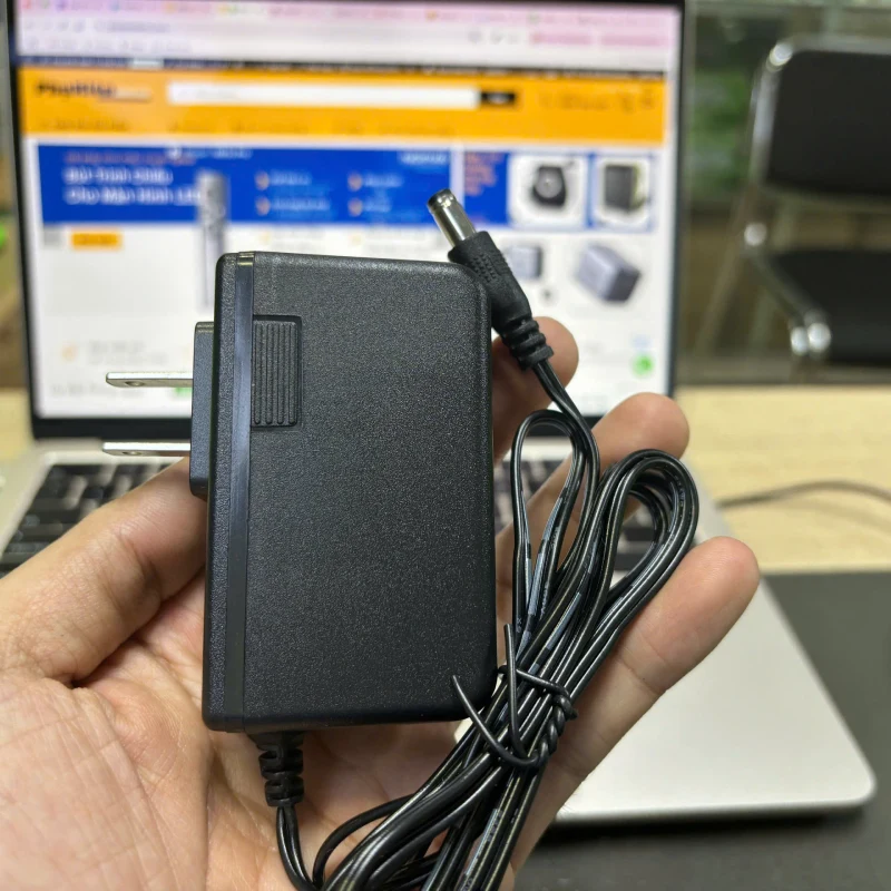 Nguồn DC 9V-2A ZB902000-3AE chân cắm tròn 5.5x2.5mm 5