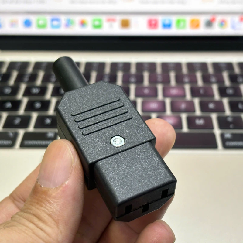 Phích cắm nguồn C13 2