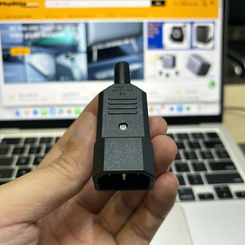 Phích cắm nguồn C14 2