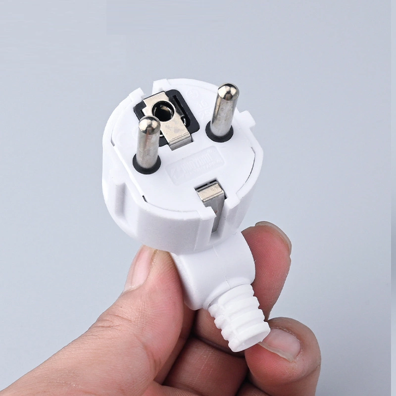 Phích nguồn EU CEE77 6
