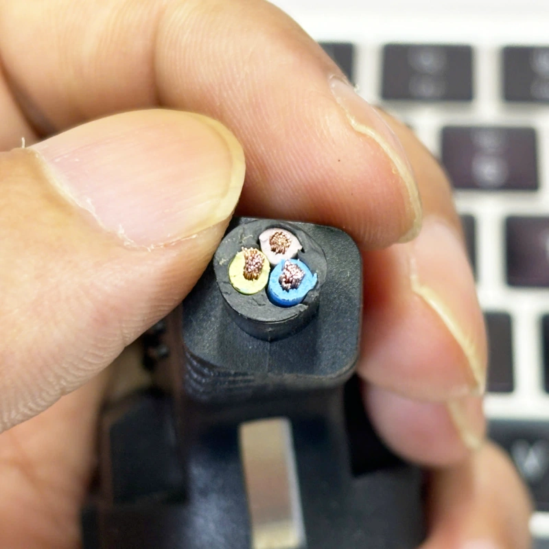 Cáp nguồn C13 lõi 3x1.5mm 2