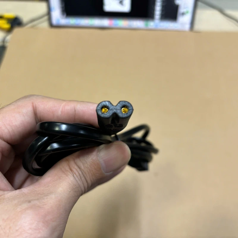 Cáp nguồn 2 chân số 8 C7 dài từ 1.5m đến 3m 6 Cáp nguồn 2 chân số 8 C7 dài từ 1.5m đến 3m 6