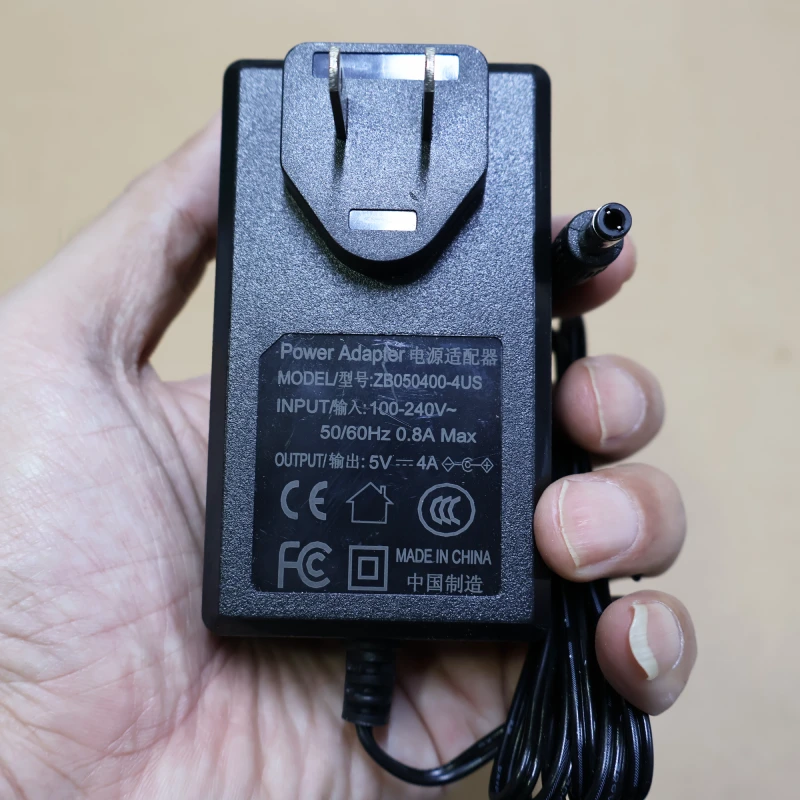 Nguồn DC 5V-4A ZB050400-4US 4 Nguồn DC 5V-4A ZB050400-4US 4
