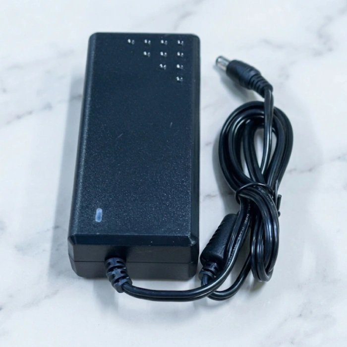 Nguồn DC 12V-5A YU1505 3 Nguồn DC 12V-5A YU1505 3