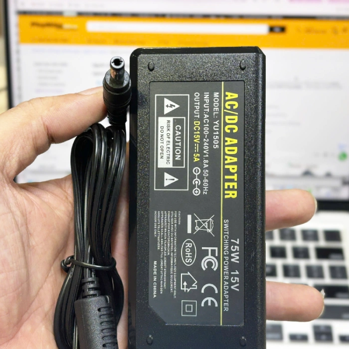 Nguồn DC 12V-5A YU1505 Nguồn DC 12V-5A YU1505