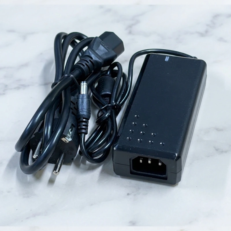 Nguồn DC Adapter 5V-5A YU0505 3 Nguồn DC Adapter 5V-5A YU0505 3