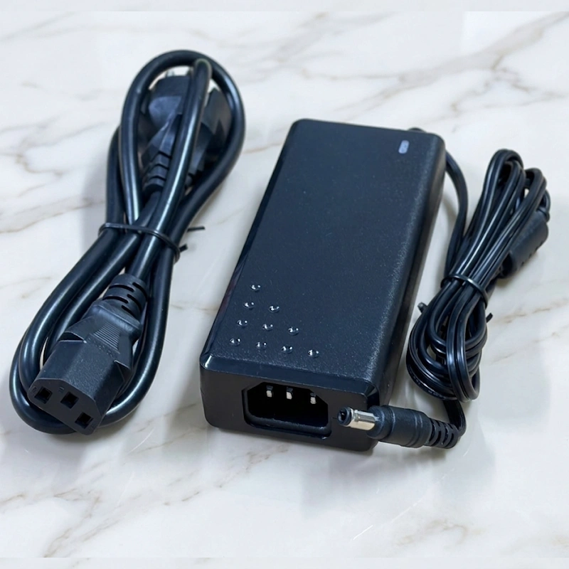 Nguồn DC Adapter 5V-8A YU0508 2 Nguồn DC Adapter 5V-8A YU0508 2