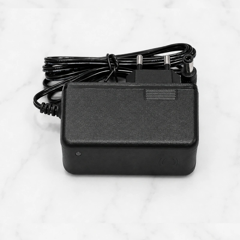 Nguồn DC Adapter 5V- 2A ZB050200-3AE chân tròn 4 Nguồn DC Adapter 5V- 2A ZB050200-3AE chân tròn 4